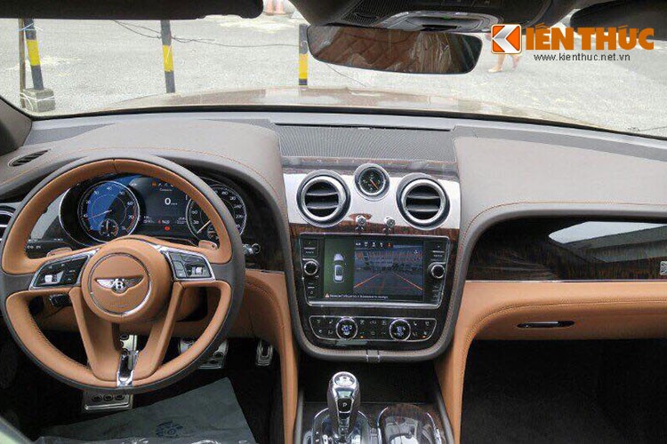 Chi tiet sieu SUV Bentley Bentayga dau tien tai Ha Noi-Hinh-8